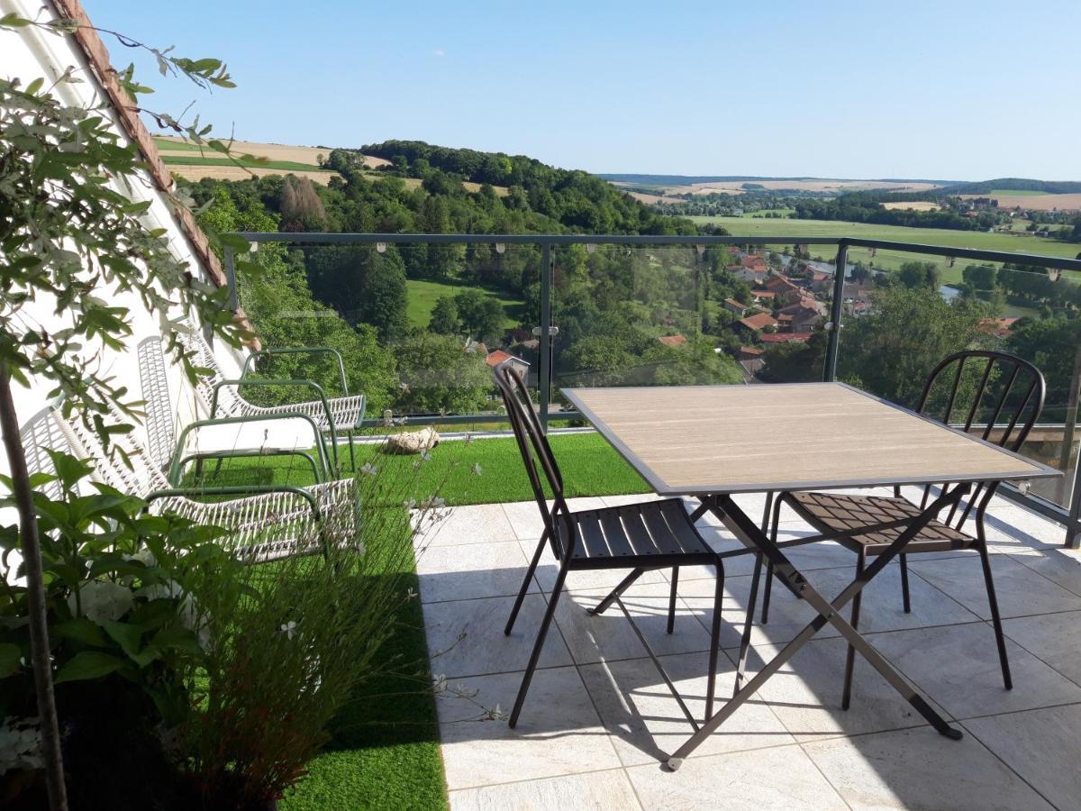 B&B Chez Fouchs - Chambre D'Hotes Dun-sur-Meuse Eksteriør bilde