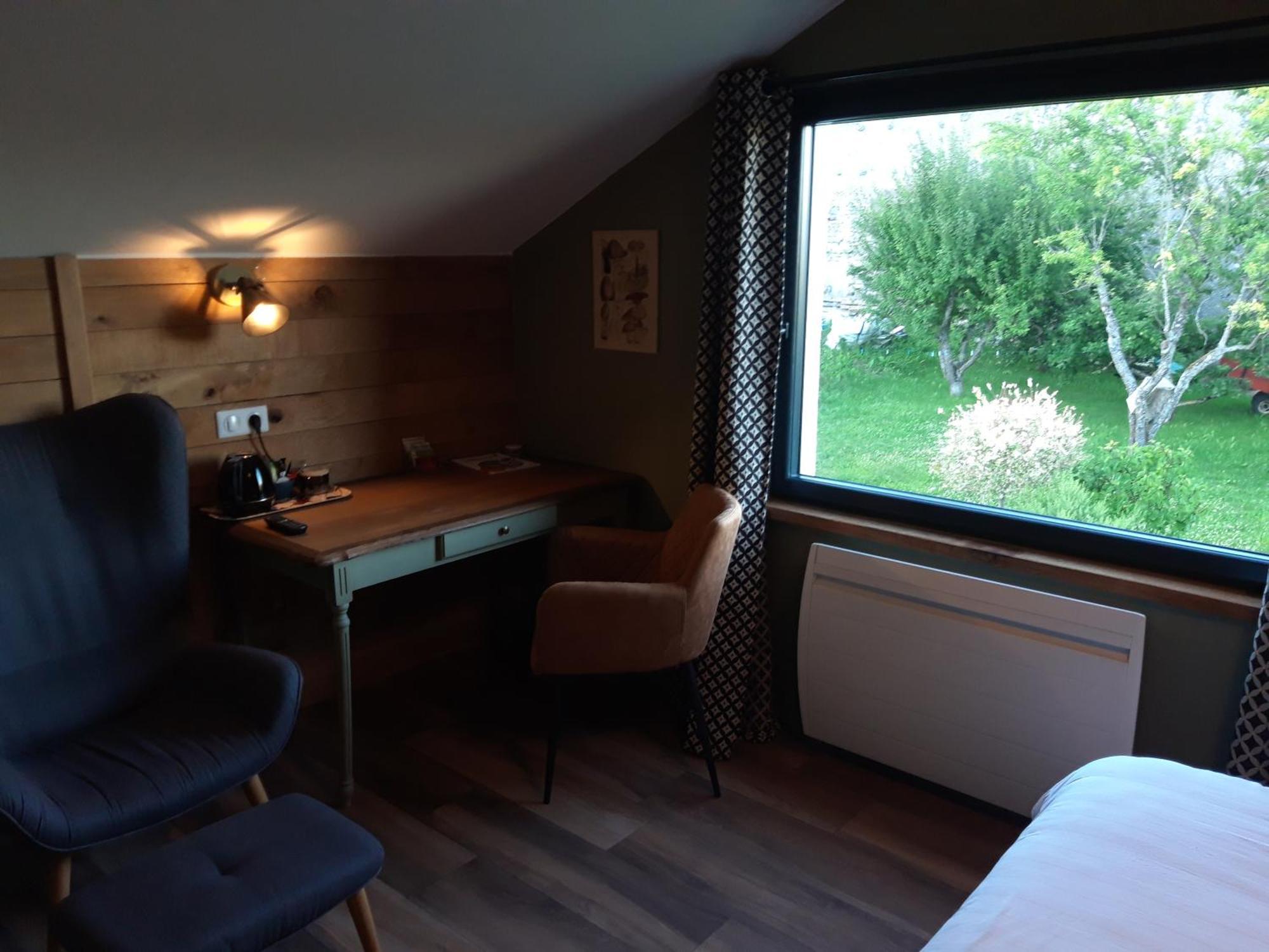 B&B Chez Fouchs - Chambre D'Hotes Dun-sur-Meuse Rom bilde