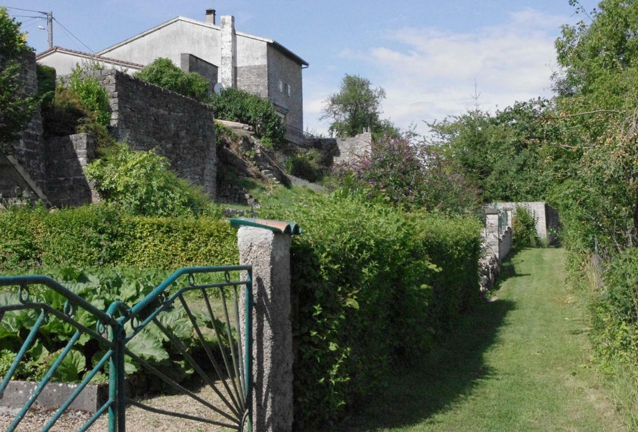 B&B Chez Fouchs - Chambre D'Hotes Dun-sur-Meuse Eksteriør bilde