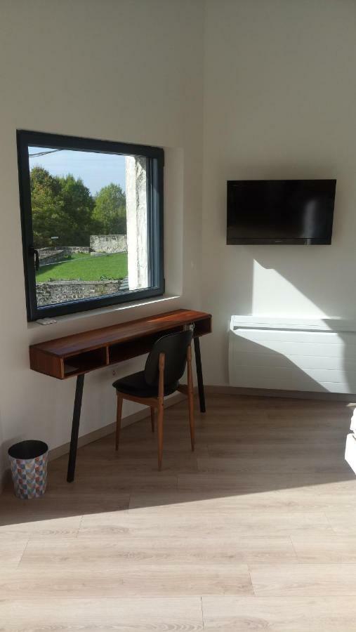 B&B Chez Fouchs - Chambre D'Hotes Dun-sur-Meuse Eksteriør bilde