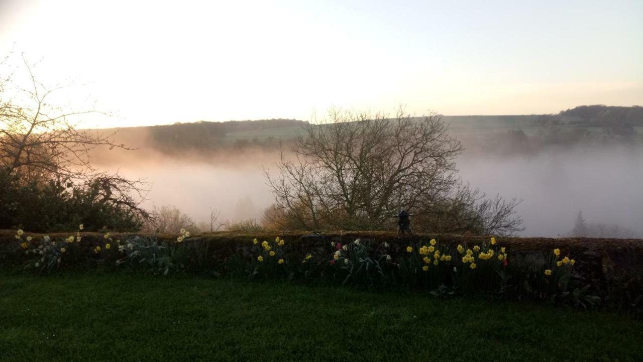 B&B Chez Fouchs - Chambre D'Hotes Dun-sur-Meuse Eksteriør bilde